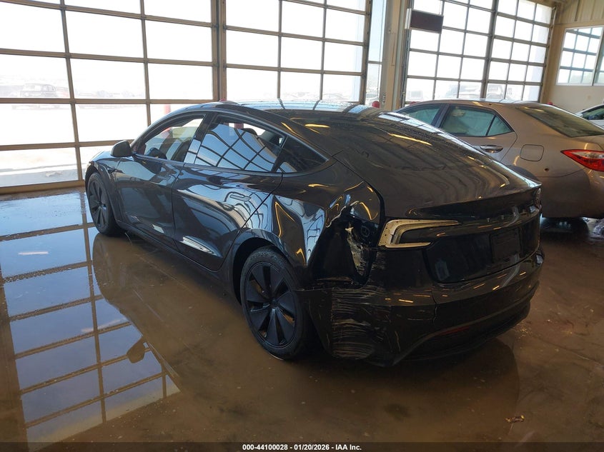 Vin: 5yj3e1ea4rf734807, lot: 44595885, tesla model 3 long range dual motor all-wheel drive/rear-wheel drive 20243