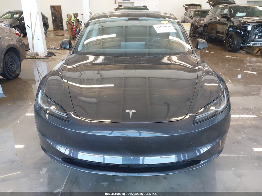 TESLA MODEL 3 - zdjęcie 12