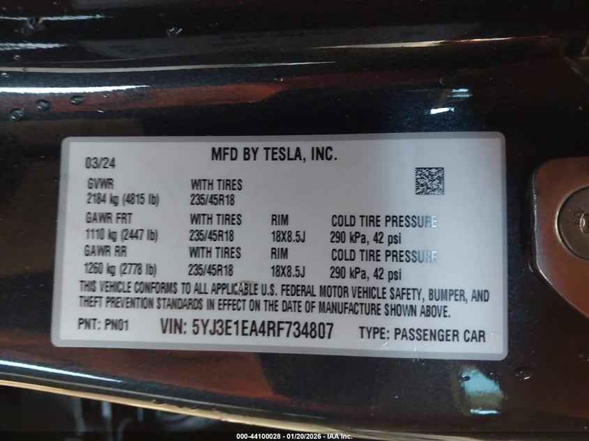 TESLA MODEL 3 - zdjęcie 9