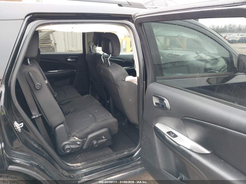 VIN 3C4PDCBG8JT529974 2018 DODGE JOURNEY SXT