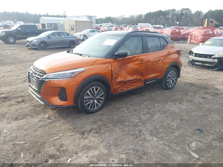 2023 Nissan Kicks Sr Xtronic Cvt