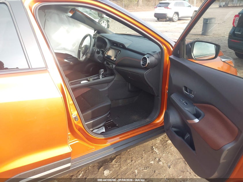 2023 Nissan Kicks Sr Xtronic Cvt