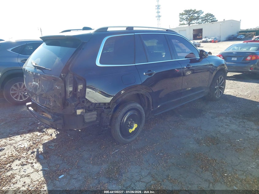 2017 Volvo Xc90 T6 Momentum