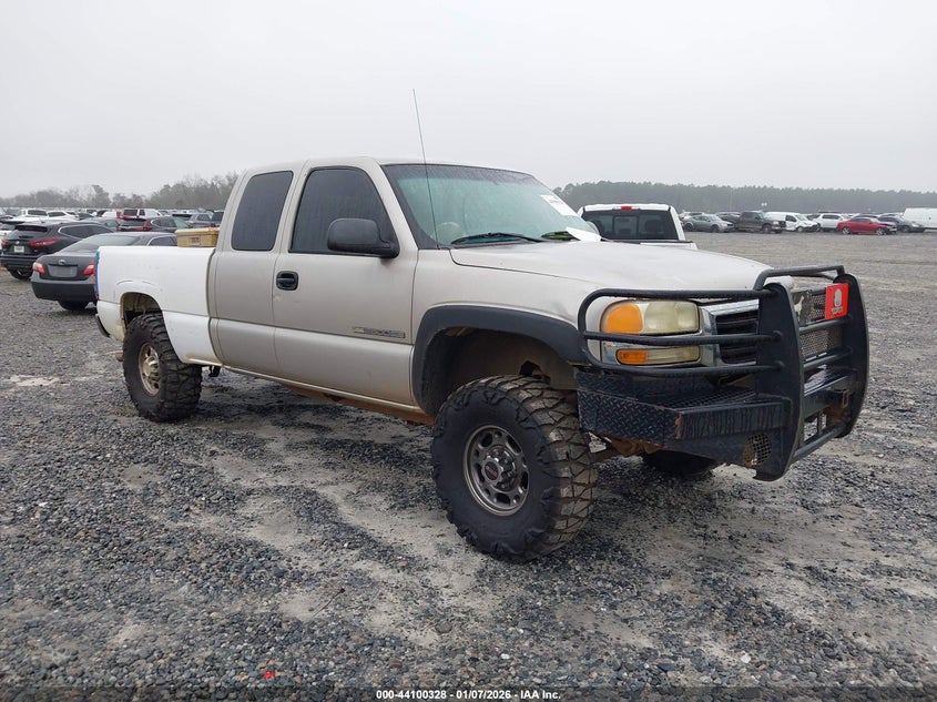1GTHC29U34E369360 2004 GMC Sierra 2500Hd Work Truck auction photo 1