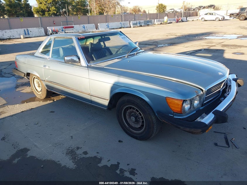 MERCEDES 450SL COUPE 1977. Lot# 44100349. VIN 00010704412038003. Photo 1