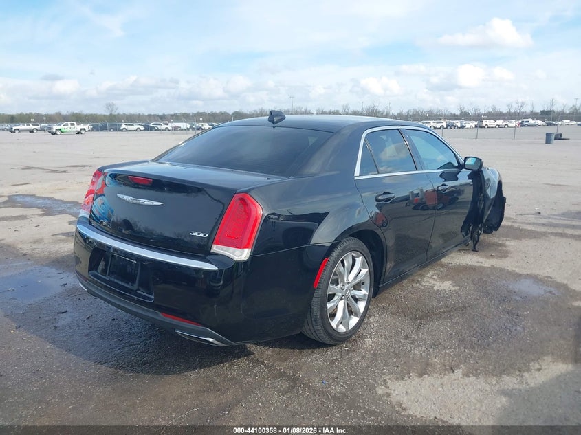 2015 Chrysler 300 Limited