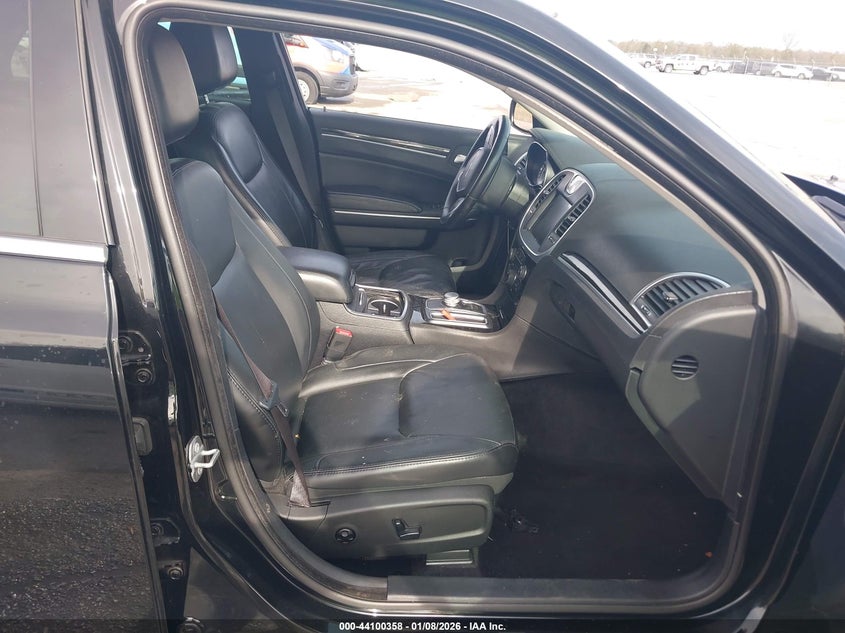 2015 Chrysler 300 Limited