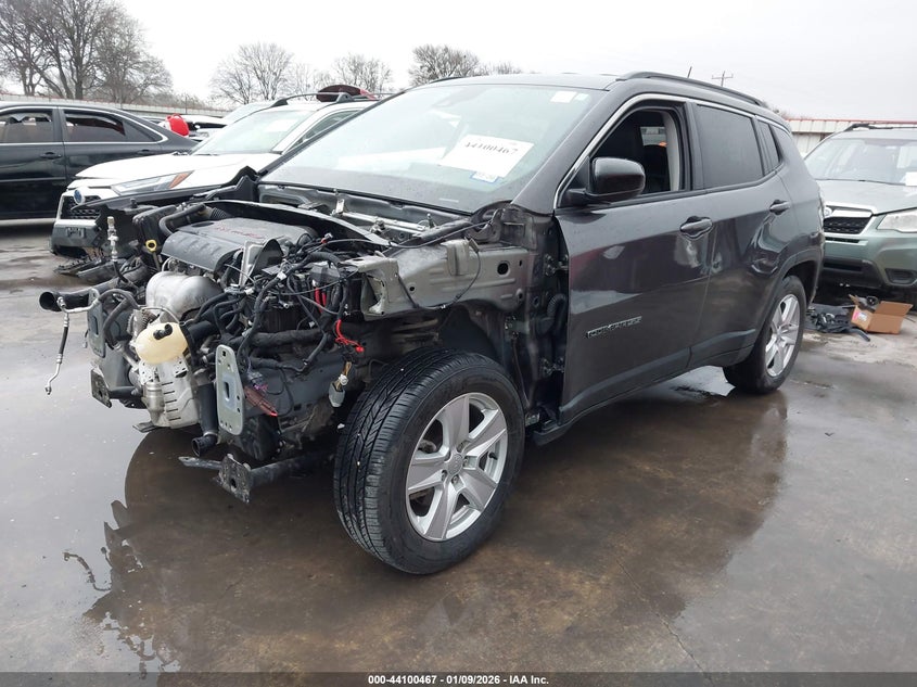2022 Jeep Compass Latitude Fwd