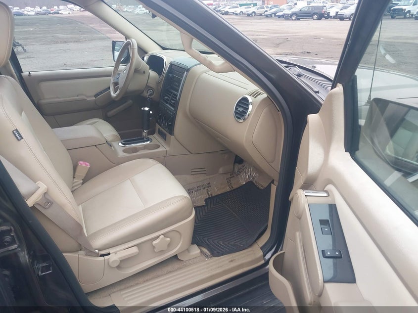 2007 Ford Explorer Xlt