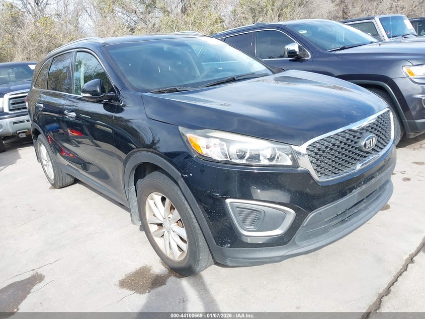5XYPG4A55GG037884 2016 Kia Sorento 3.3L Lx auction photo 1
