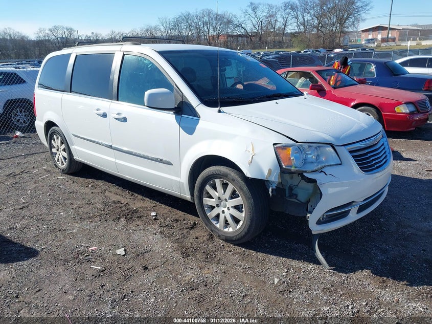 2015 Chrysler Town & Country Touring