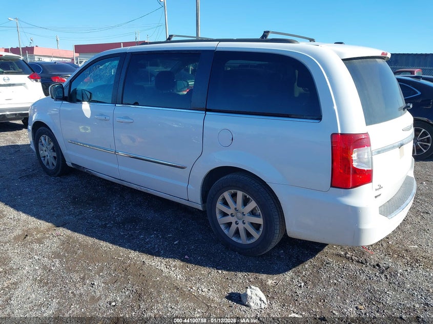 2015 Chrysler Town & Country Touring