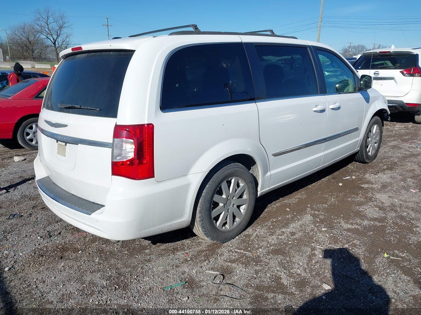 2015 Chrysler Town & Country Touring