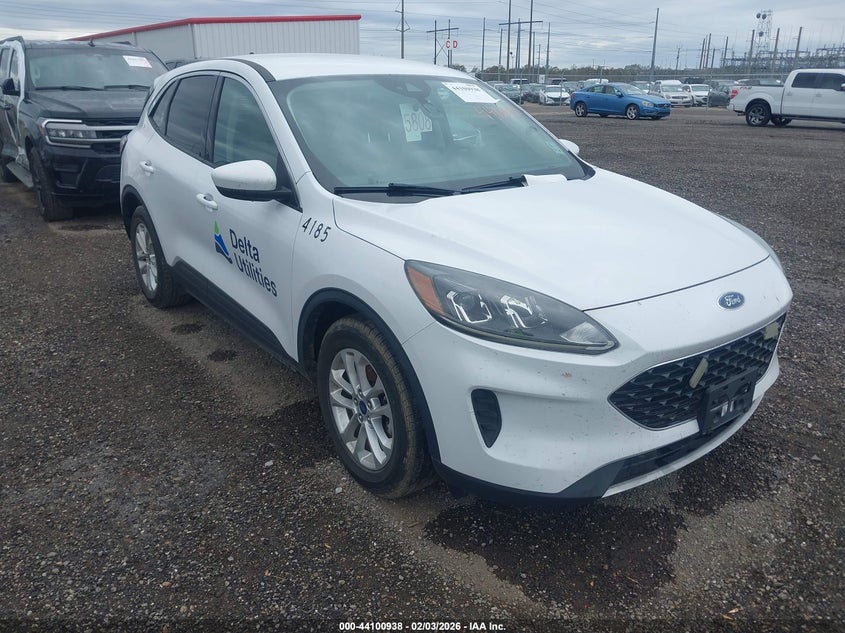 2020 Ford Escape Se