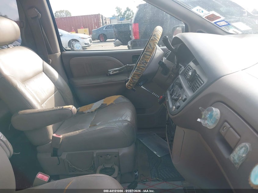 2000 Toyota Sienna Xle