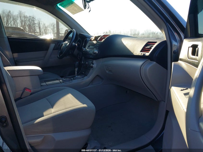 2010 Toyota Highlander Base V6