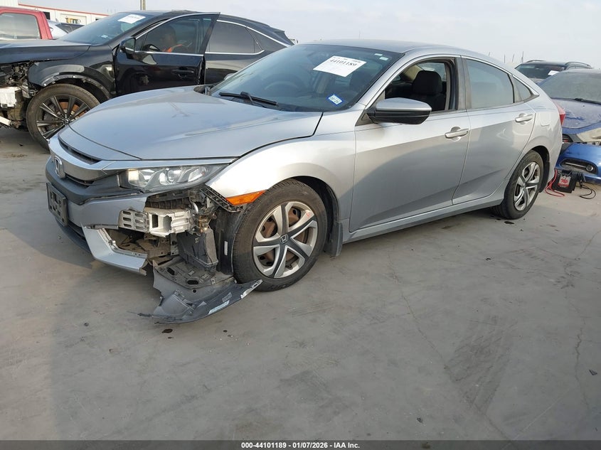 VIN 2HGFC2F50JH588707 2018 HONDA CIVIC LX