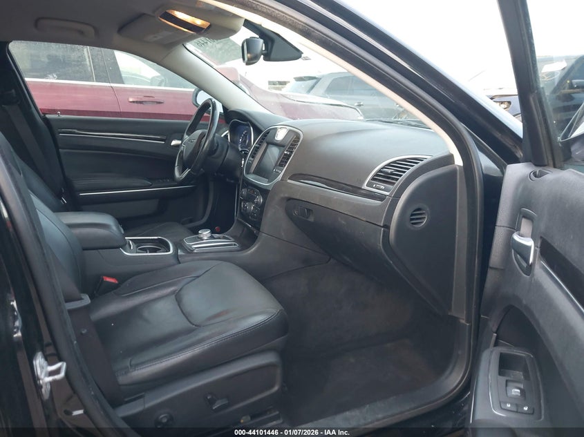 2015 Chrysler 300 Limited