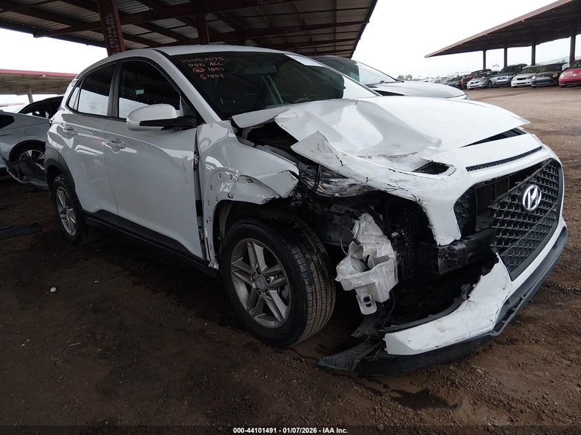 KM8K12AAXJU155444 2018 Hyundai Kona Se auction photo 1