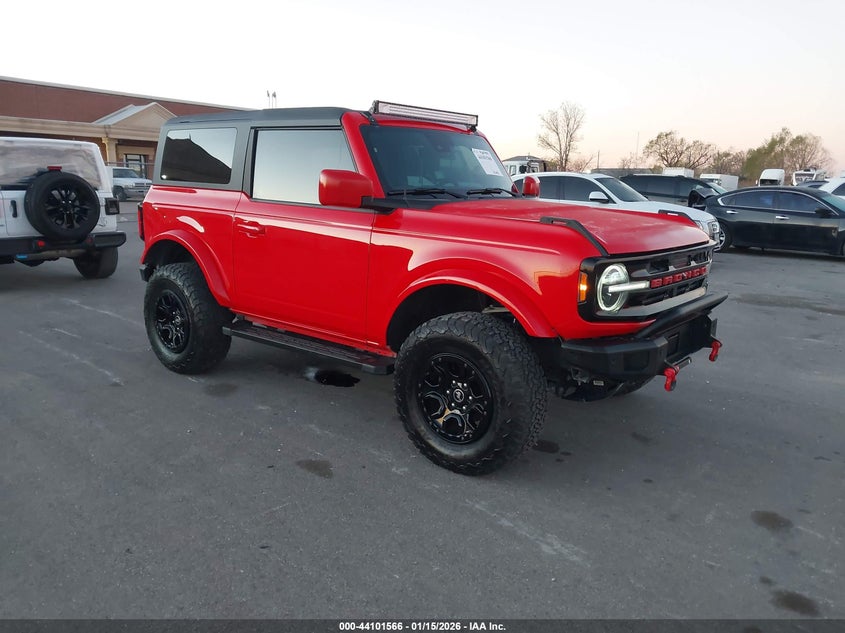 1FMDE5AH0PLB68147 2023 Ford Bronco Outer Banks auction photo 1