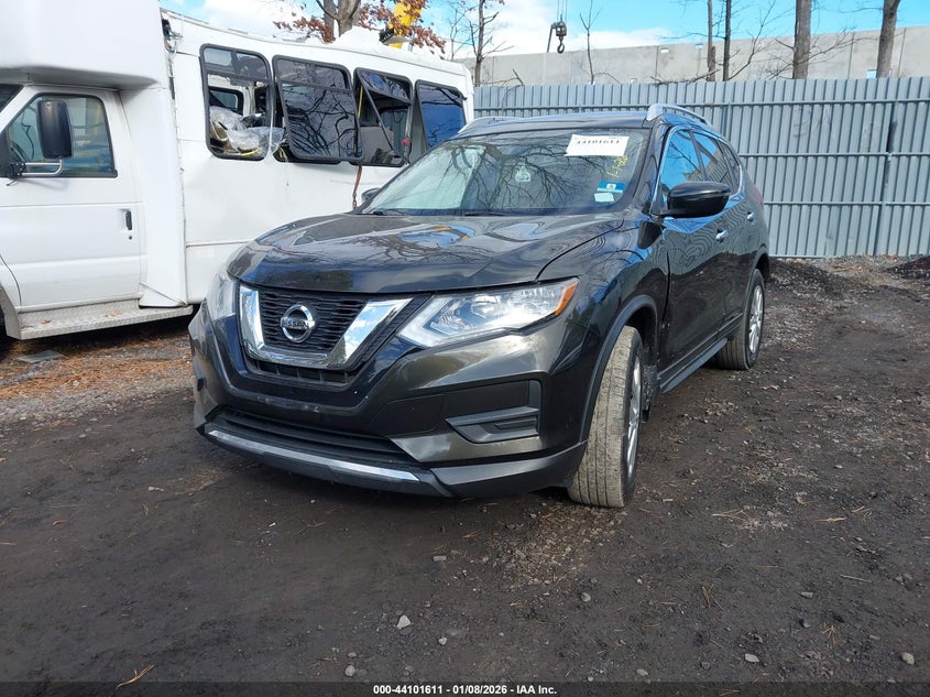 2017 Nissan Rogue S