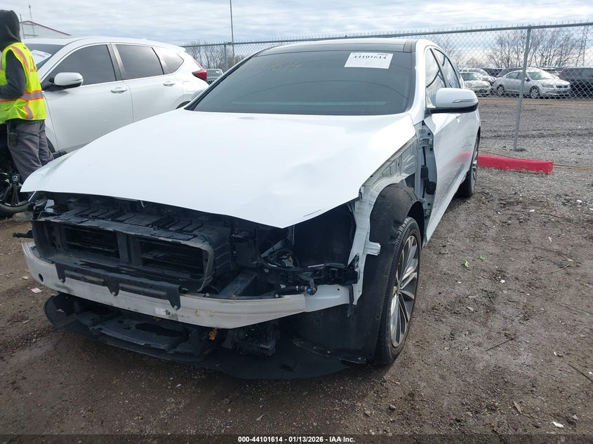 2015 Hyundai Genesis 3.8