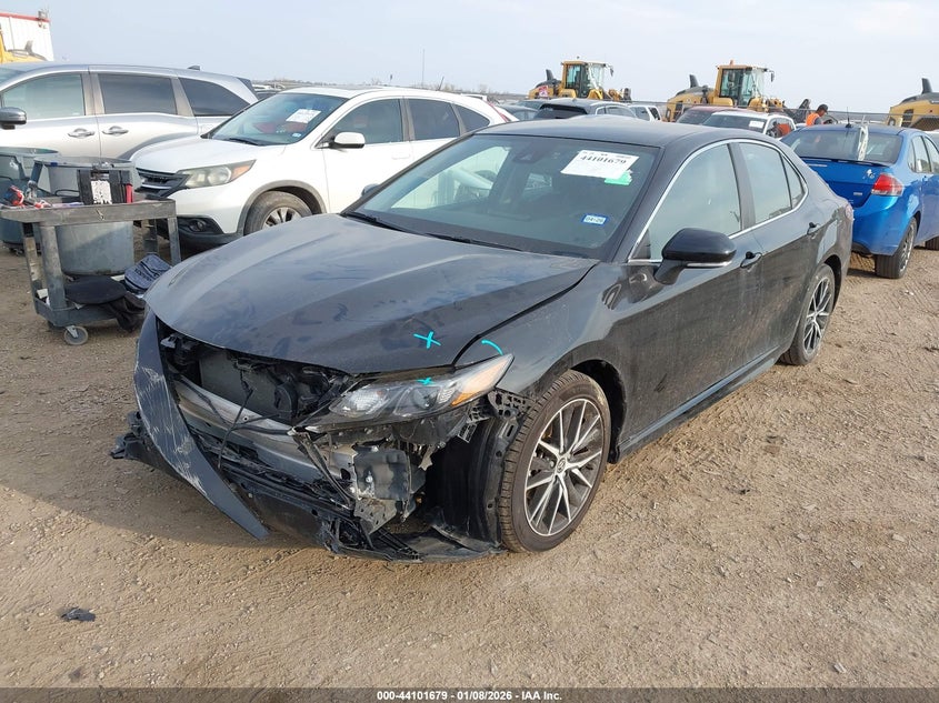 2022 Toyota Camry Se