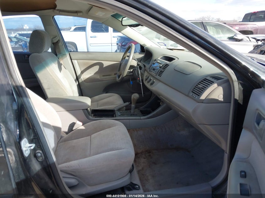 2002 Toyota Camry Le