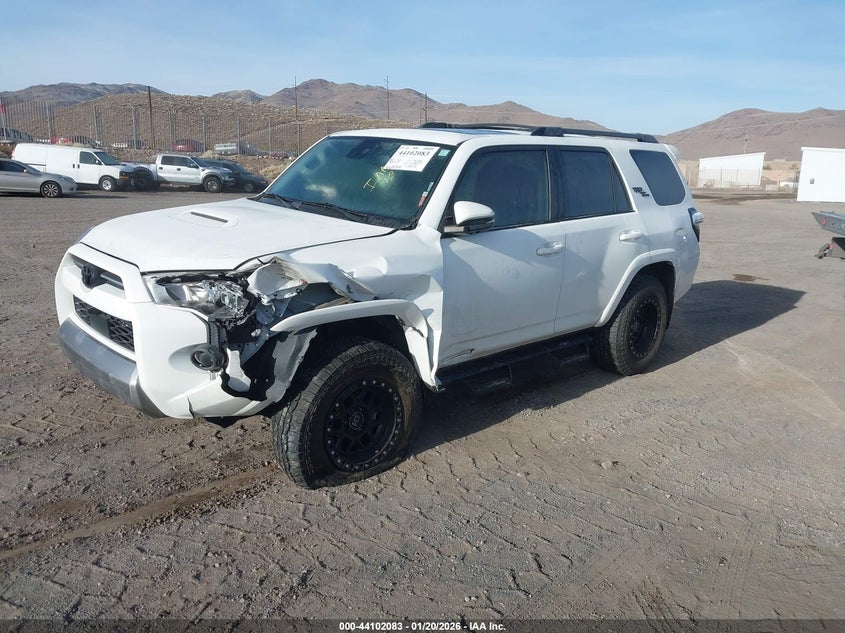 Vin: jteru5jr0p6164504, lot: 44597940, toyota 4runner trd off road premium 20232