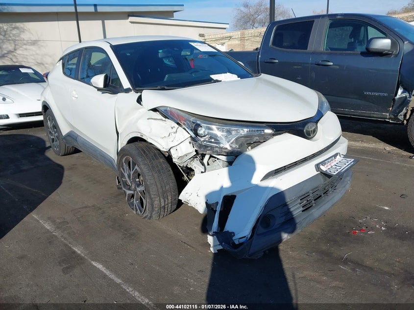 NMTKHMBX8JR045543 2018 Toyota C-Hr Xle auction photo 1
