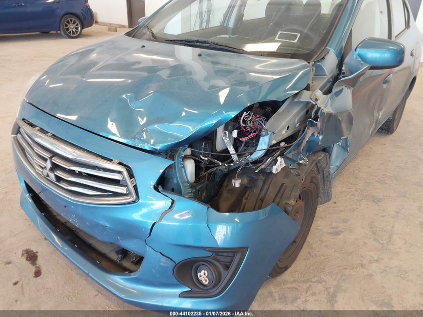 2018 Mitsubishi Mirage G4 Es VIN: ML32F3FJ2JHF05765 Lot: 44102235