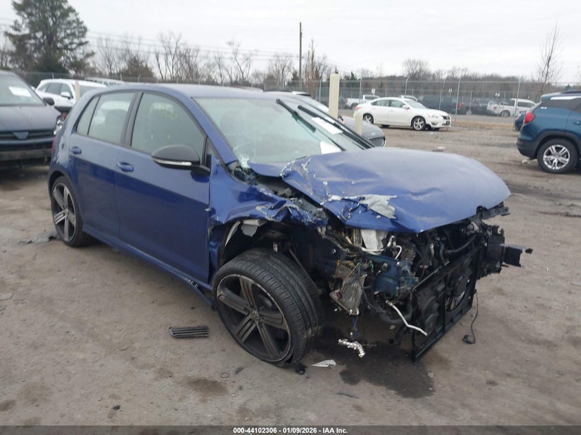 2015 Volkswagen Golf R 4-Door