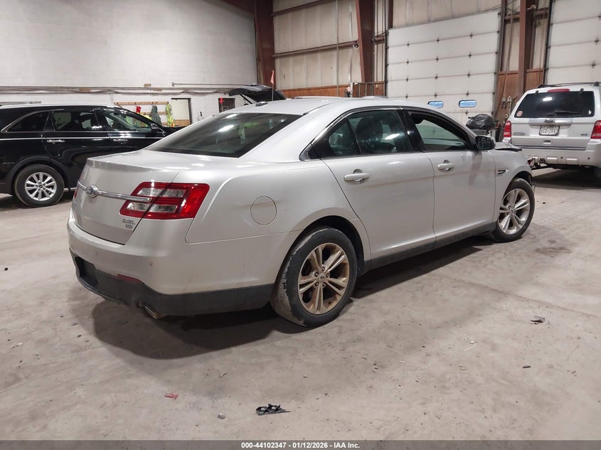 2016 Ford Taurus Sel