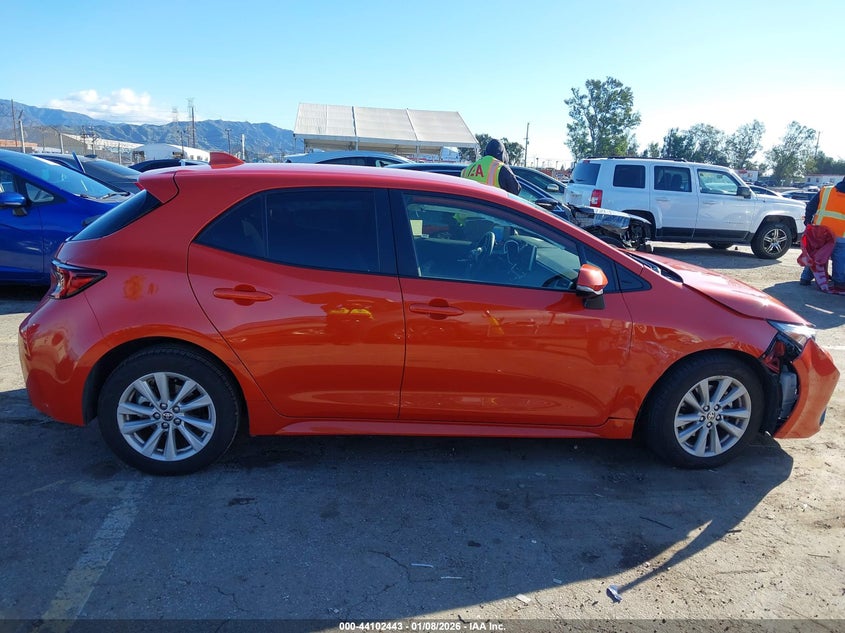 VIN JTND4MBE8P3208802 2023 TOYOTA COROLLA SE