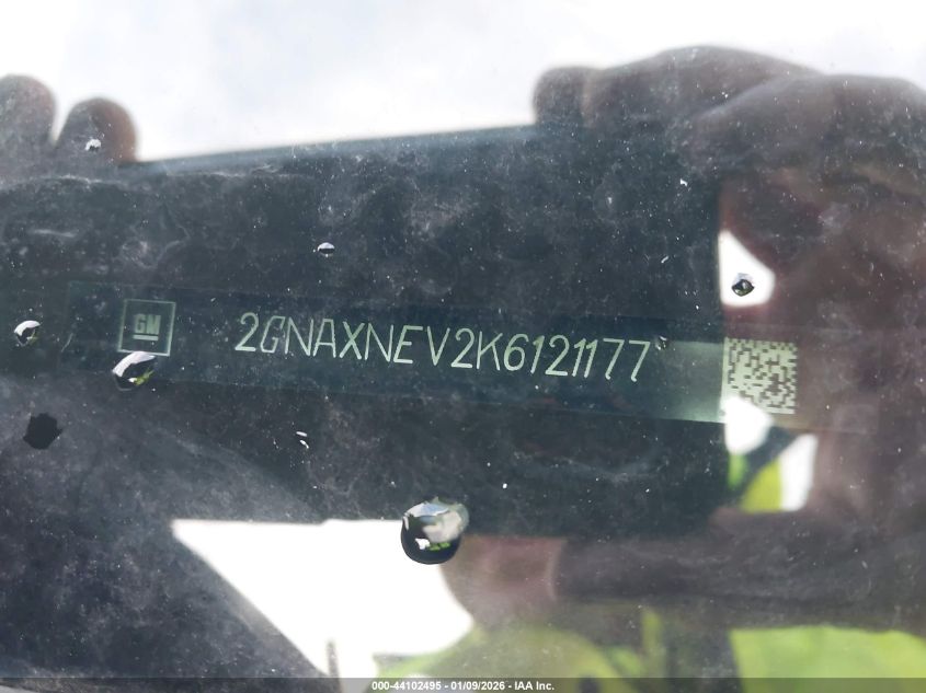 2019 Chevrolet Equinox Premier VIN: 2GNAXNEV2K6121177 Lot: 44102495