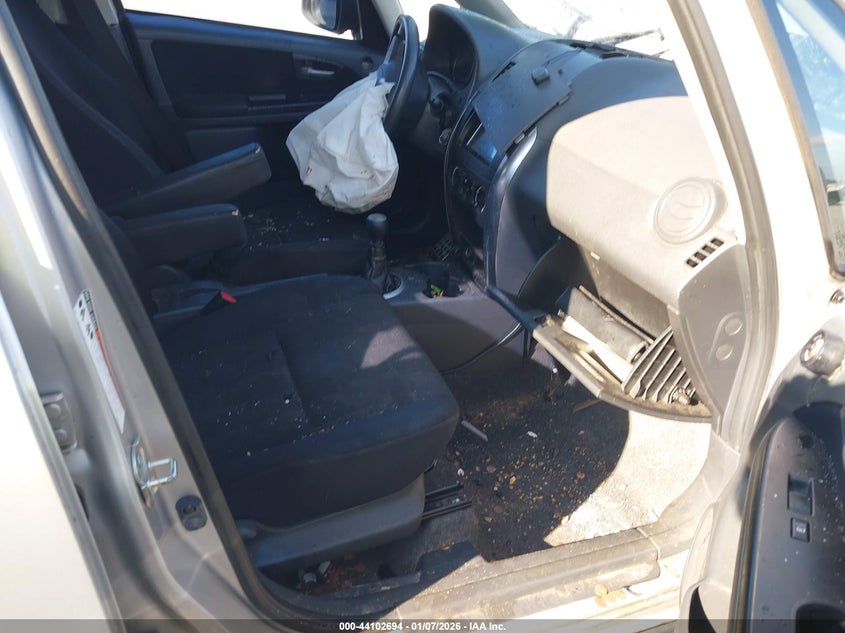 2012 Suzuki Sx4 Premium/Tech Valu Pkg (Nav)