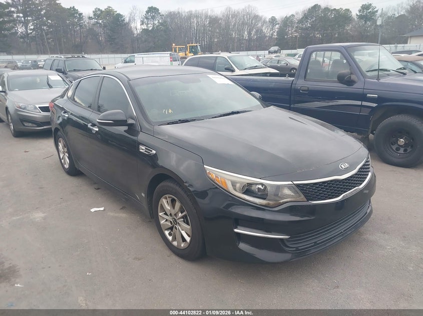 5XXGT4L35JG226442 2018 Kia Optima Lx auction photo 1