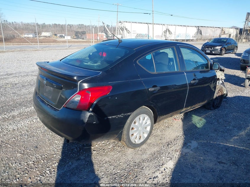 2014 Nissan Versa 1.6 S