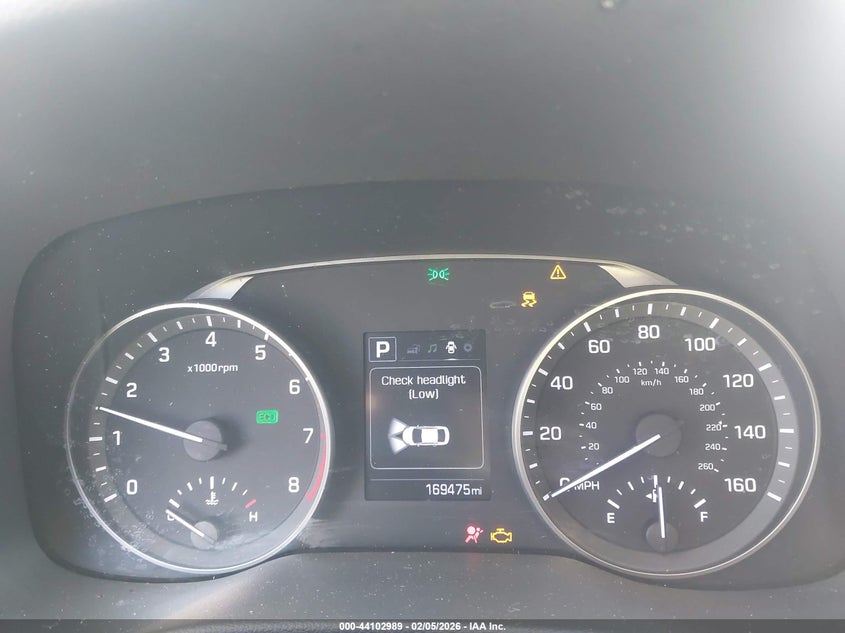 VIN KMHD84LF1JU620895 2018 HYUNDAI ELANTRA SEL