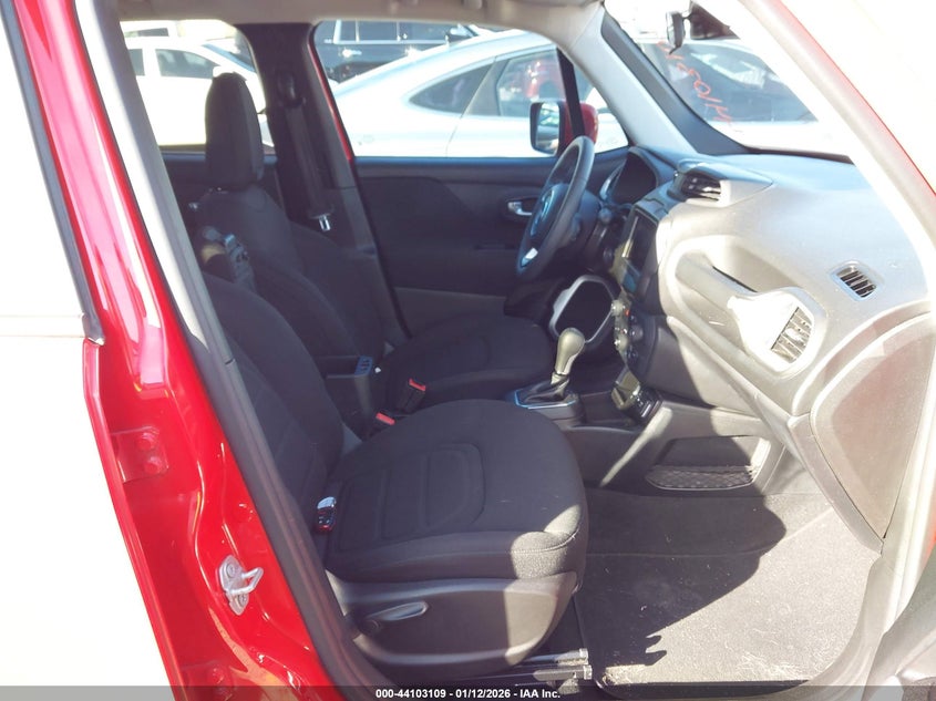 2019 Jeep Renegade Latitude Fwd