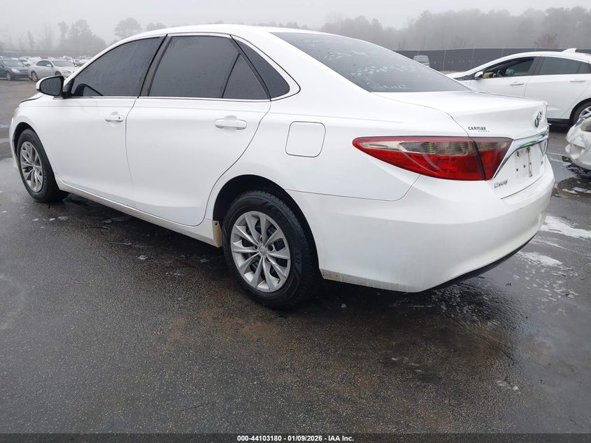 2015 Toyota Camry Le
