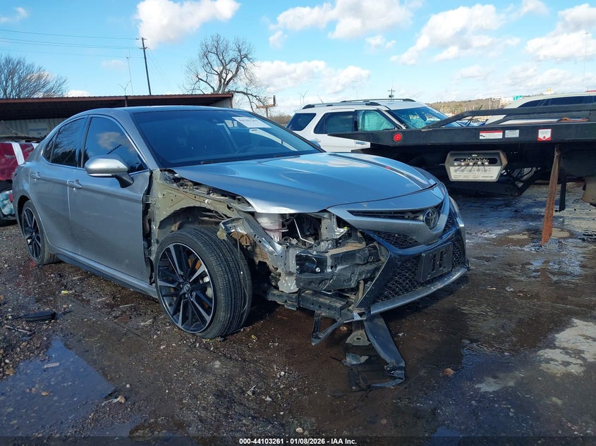 2020 Toyota Camry Xse