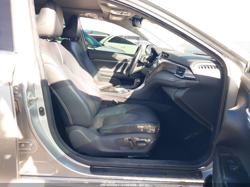 2020 Toyota Camry Xse