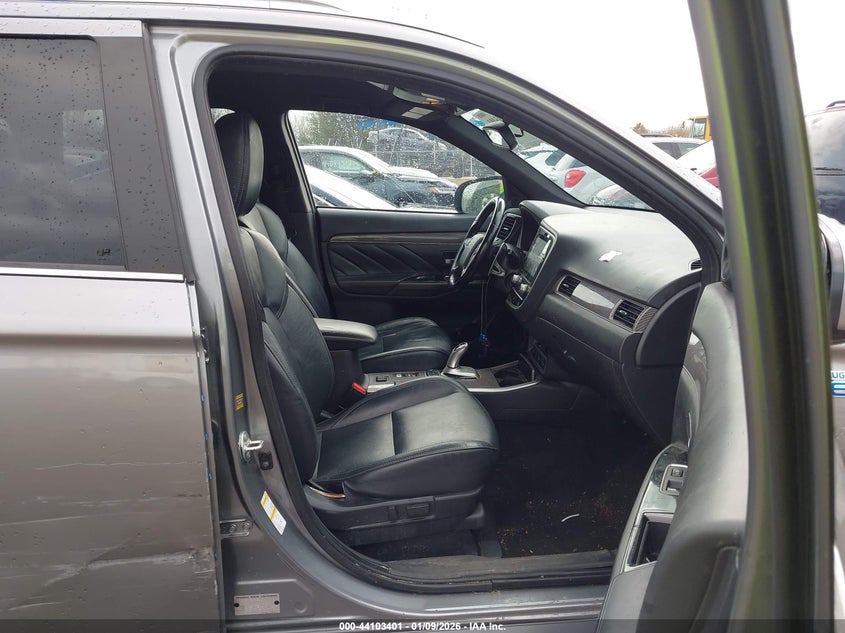 2022 Mitsubishi Outlander Phev Gt S-Awc/Le S-Awc/Sel S-Awc