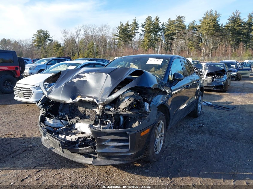 VIN WP1AA2A57KLB04928 2019 PORSCHE MACAN