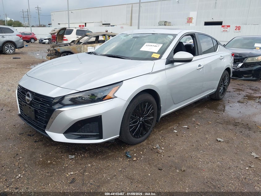 2025 Nissan Altima Sv Fwd