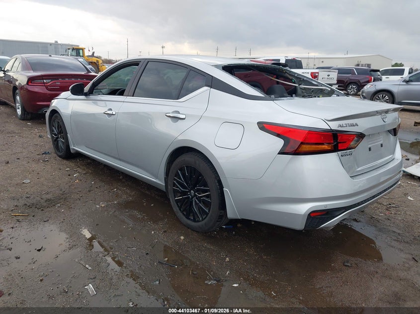 2025 Nissan Altima Sv Fwd