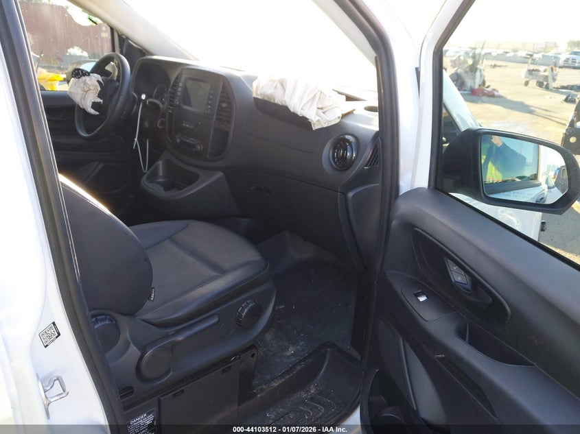 2023 Mercedes-Benz Metris