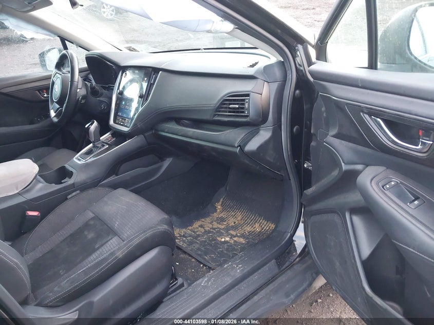 2023 Subaru Outback Premium