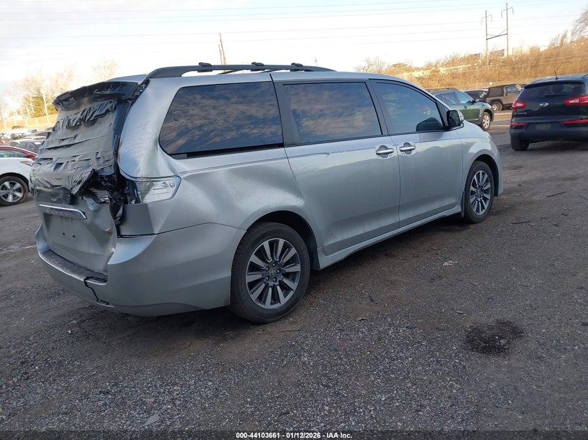 2020 Toyota Sienna Limited Premium